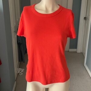 Old Navy t shirt